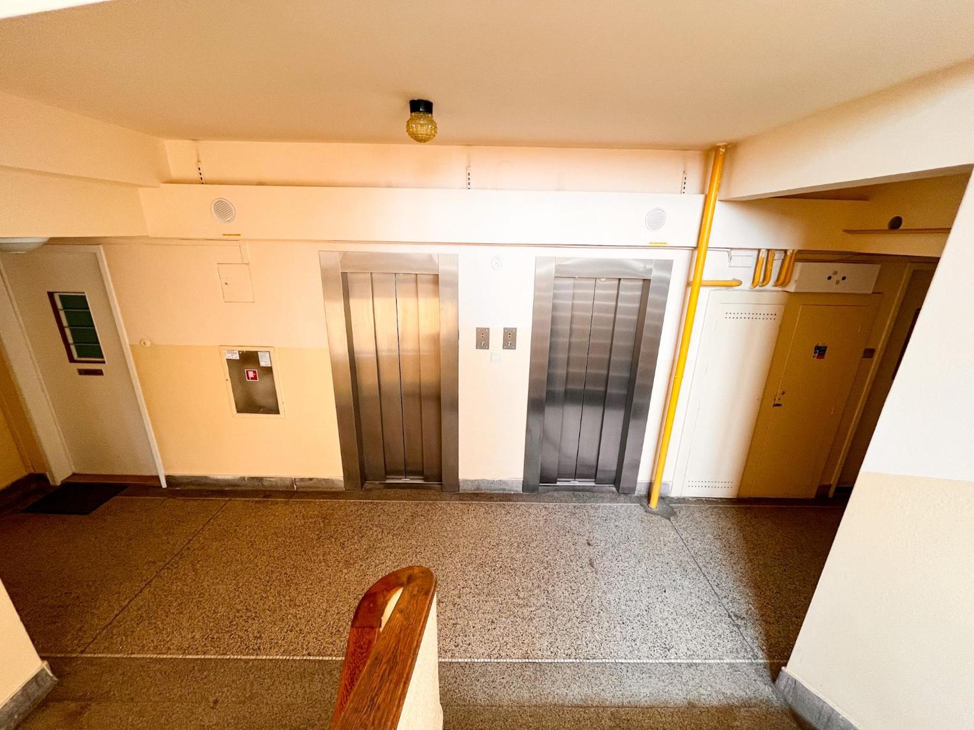 Flat With Nicest Wiew In Old Town - 3 Bedrooms, Ac Bratislava Bagian luar foto